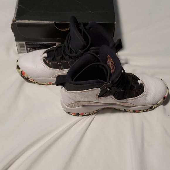 Jordan 10 - Picture 3 of 5